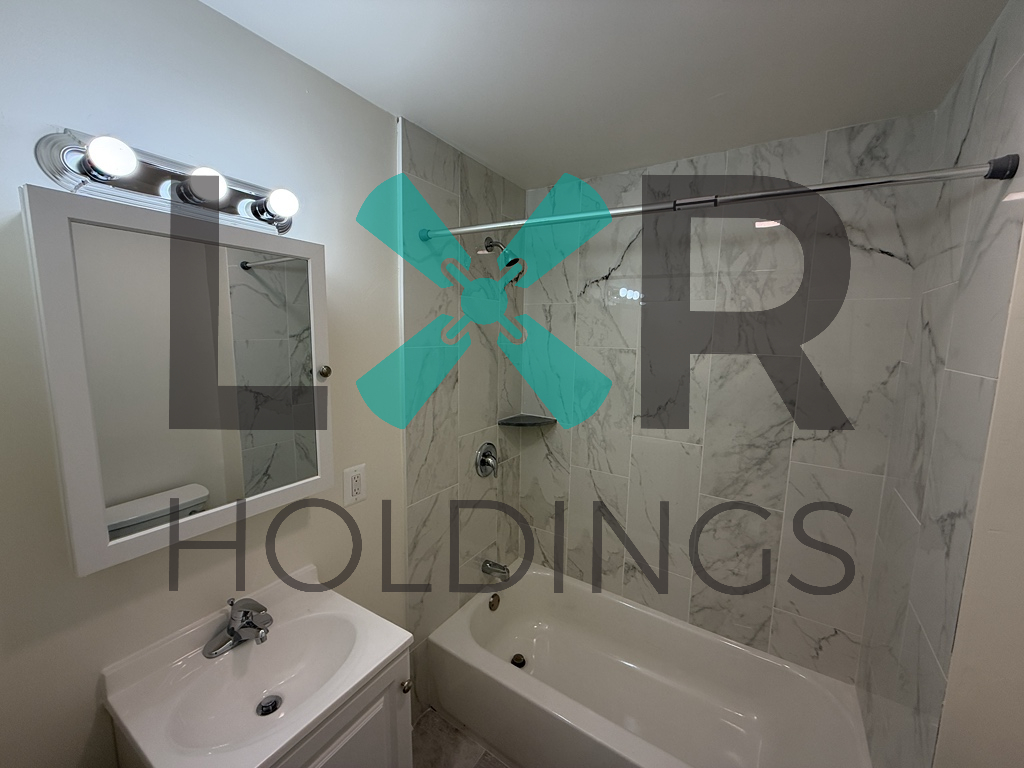 528 Macdade Boulevard - 2