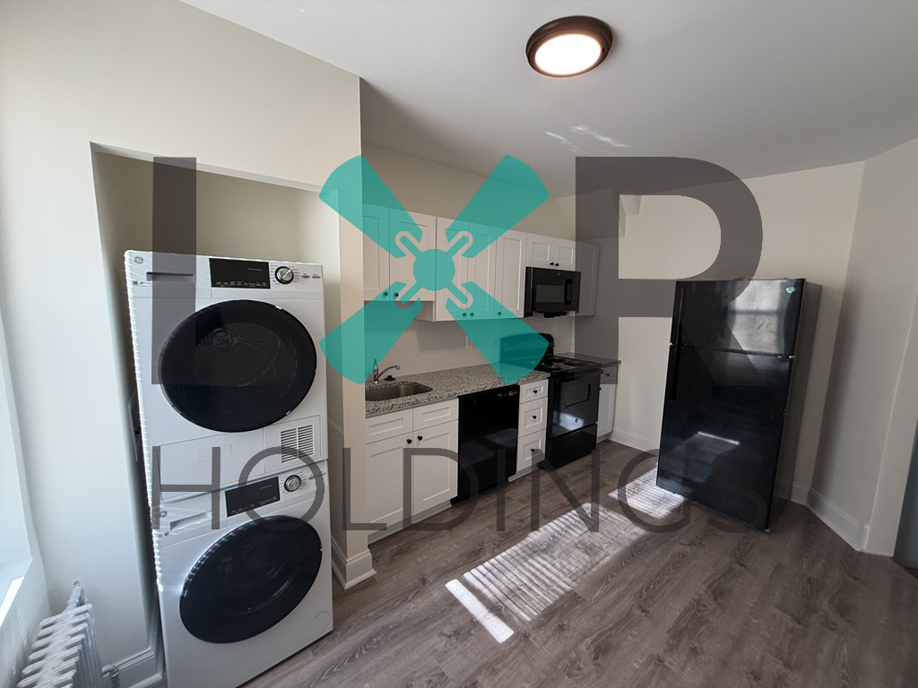 528 Macdade Boulevard - 2