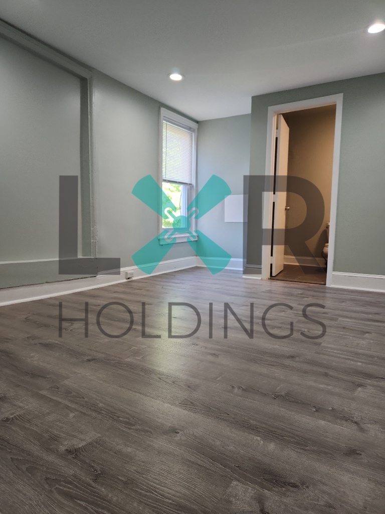 614 Swede Street - 2F